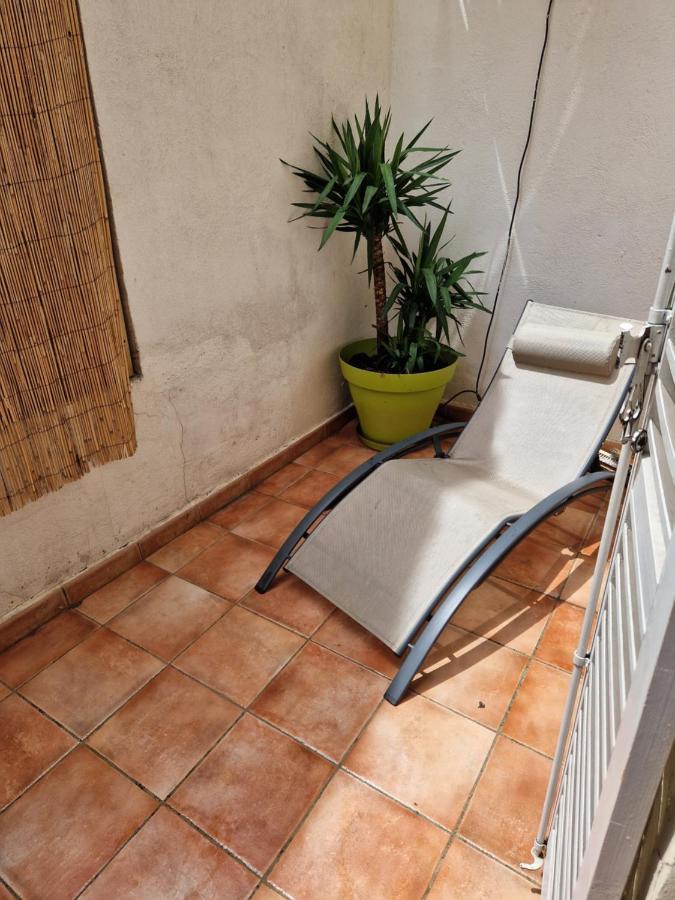 2 Pieces Dans Le Centre Avec Petite Terrasse 3*** Lägenhet Marseille Exteriör bild